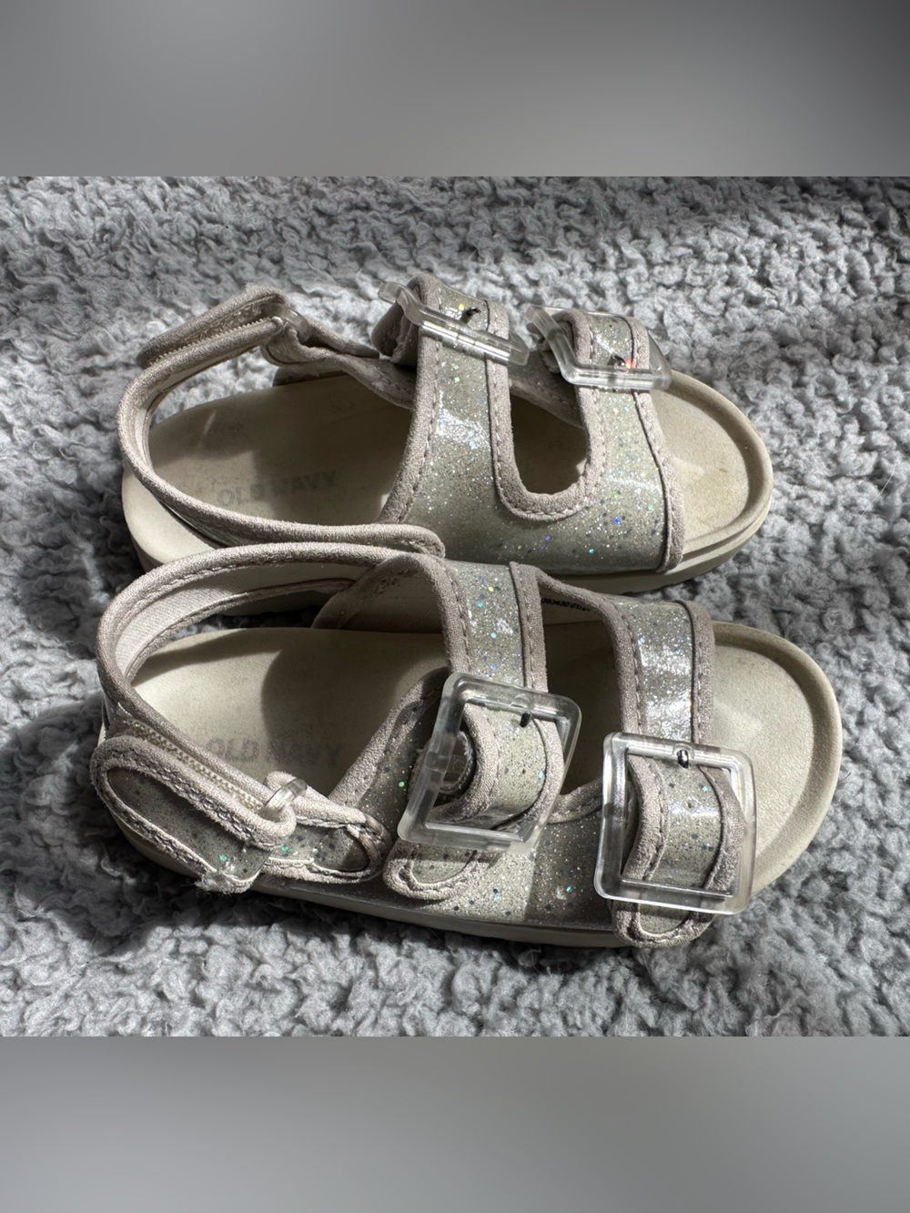 Kids old navy Glitter Strap Sandals in cream and grey with clear buckles - Picture 2 of 5